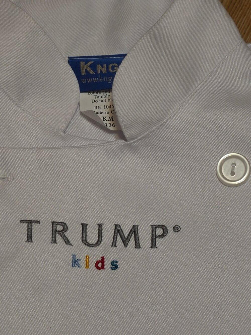 Vtg Trump Kids Hotel Chef Coat Jacket Child Size KM KNG Hospitality Memorabilia - Picture 3 of 12
